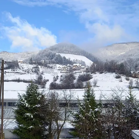 Spacious 2 Bed Near Town بيت للعطل روغاسكا سْلاتِنا